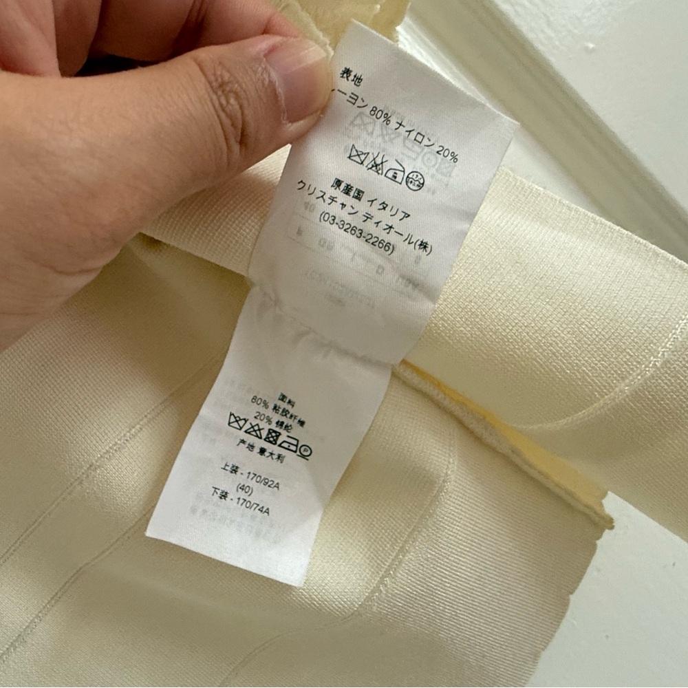 Dior Ivory Short Sleeve Lace Top - Picture 10 of 10
